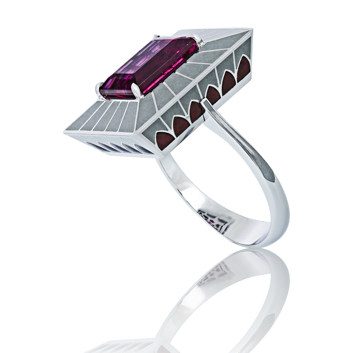 Ring with Rhodolite